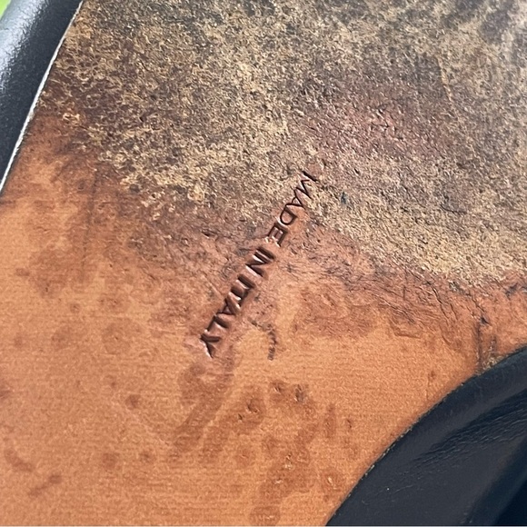 Ferragamo Vara Bow Black Leather Low Block Heel Pumps Womens Size 7.5 - Picture 7 of 9